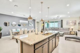 Last Minute Disney Getaway! Private Pool, Hot Tub & Games Room. Book Now! #90491 - Davenport - 6