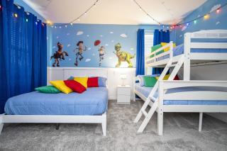 Last Minute Disney Getaway! Private Pool, Hot Tub & Games Room. Book Now! #93351 - Kissimmee - 0
