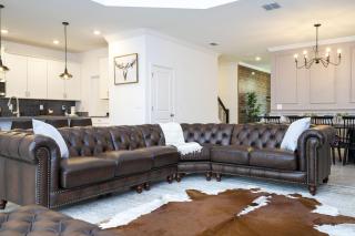 Last Minute Disney Getaway! Private Pool, Hot Tub & Games Room. Book Now! #93351 - Kissimmee - 2