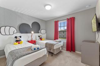 Last Minute Disney Getaway! Private Pool, Hot Tub & Games Room. Book Now! #89637 - Davenport - 2