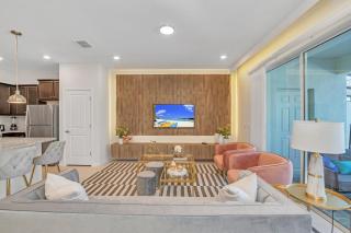 Last Minute Disney Getaway! Private Pool, Hot Tub & Games Room. Book Now! #90911 - Davenport - 2