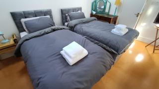 Spacious 2 bedroom apartment - Taunton - 9