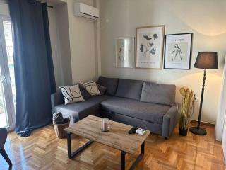 2 Bd Modern Apt with Balcony in Pagrati - Athene - 3