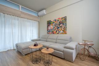 Stylish Victoria m station 4 pers apt by MPS - Atene - 2