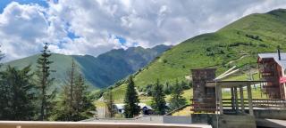Charmant appartement au pied des pistes, avec une spacieuse terrasse ensoleillée - Gouaux-de-Larboust - 1