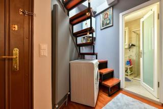 Taksim Private Terrace Close to Antique Store Galata Port Cihangir - Istanbul - 4