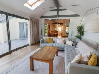 The Old Garage - Sea view retreat - 6