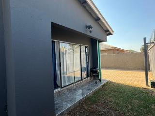 Lusaka Serviced Apartments, Broccoli Apartments - Lusaka - 1