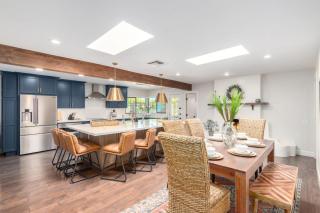 Charming Desert Villa & Casitas with Sportcourt & Pool - 1