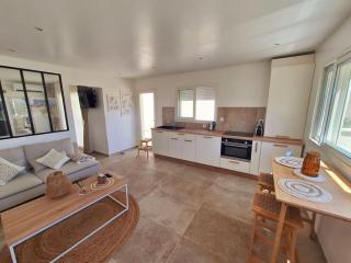 L'Amorosa Suite avec terrasse et Jacuzzi extérieur - Peypin - 1