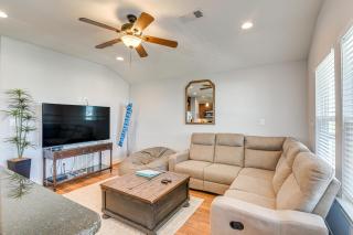 Golf Cart, Pool Access! Beach-Walk Galveston Haven - 6