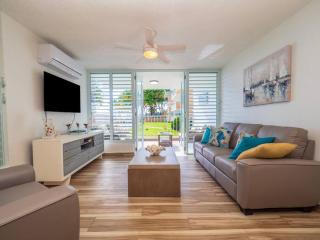 Steps to beach, Ocean View, Pool - Luquillo - 0