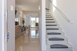Apartments for 12 with 2 private pools - Novalja - 3