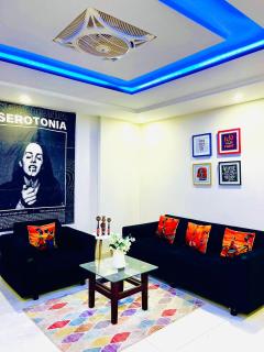 Cozy and comfy apartment in bahria lahore - 3