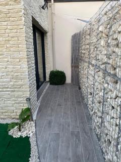 5 min Airport Aéroport - Shuttle Service Navette - Réservation Parking - 3