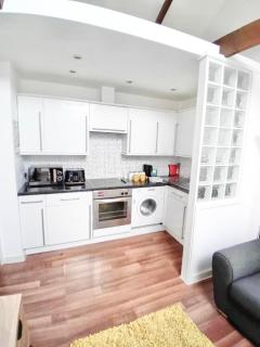 Cosy Cornish Hideaway Hayle - 3