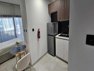 Luxury Studio in Jumeirah Village Circle - Dubái - 2