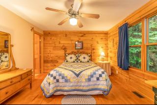 Hummingbird Hollow - Bryson City - 6