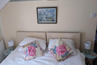 2 Bedroom Family Cottage Dog Friendly Edern North Wales - 1