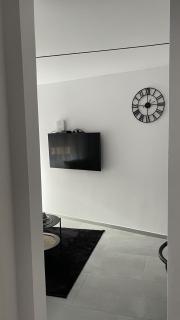 Enzo's Apartments Prishtina - 5