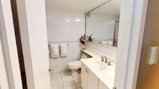 Alexander 511 Beachfront condo w/ 2 swimming pools, sauna & direct beach access - 1