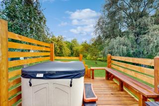 Meet Me At The Creek - 8