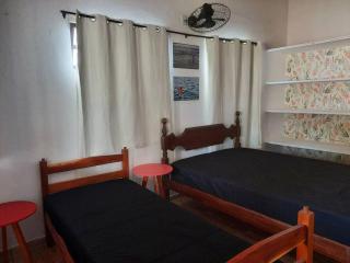 Casa a poucos metros da praia em condomínio - 9