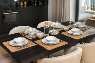 3-Bedroom Luxurious Apartment with City View - Varsovie - 1