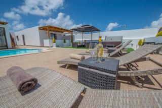 Casa Bonilla con piscina climatizada y jacuzzi - Playa Blanca - 9