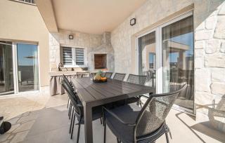 Lovely Home In Jakisnica - Jakišnica - 8