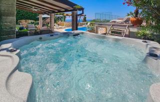 Lovely Home In Razanj - 8