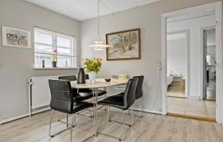 Awesome Home In Augustenborg With Sauna - Augustenborg - 4