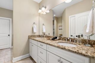 Comfort & Convenience Near Auburn University - Auburn - 2