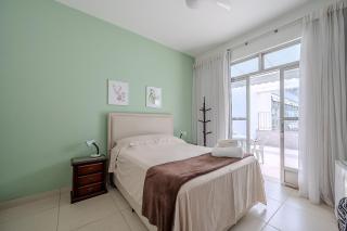 Quarto c/ vista e suíte em Ipanema - Rio de Janeiro - 0