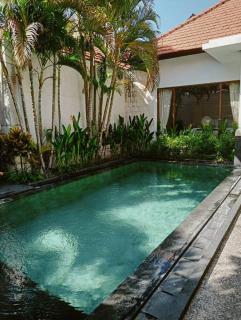 BrightUp Villa Beach Side Sanur - Sanur - 4