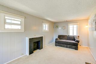 2 Mi to Ocean Long Beach Home with Gas Grill! - 1