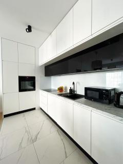 Lumina stylish 3-room apart with balcony - 0