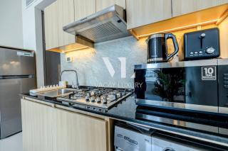Stylish Studio with City View - Dubai - 7