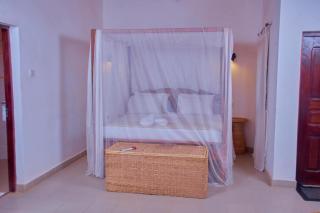 Elsewhere-Farakunku Eco Lodges - Tujering - 0