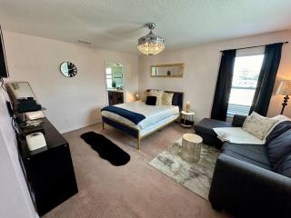 Spacious Fun, Convenient Home Theater Near Disney - Davenport - 6
