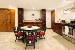 Luxury Suite in Glen Ellyn - Glen Ellyn - 7