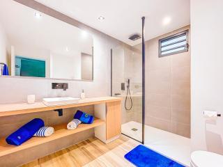 Serenity beachfront studio in Orient Bay - 3