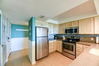 Beachfront Condo with Pool Access in Port Aransas - 3