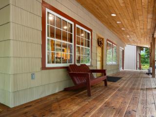 Whispering Pines - Cabin w hot tub - 1