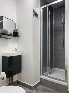 Elegant Studio - 9