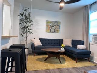Modern Unit 313 at The George - Klamath Falls - 5