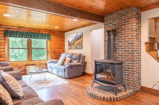 Maple Leaf Cabin - 6