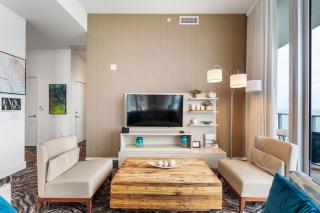 Discover the Magic of Lyfe Resort and Residences - Hollywood - 1