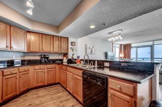 Bay View Resort 1603 - 2