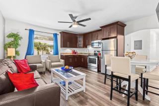 Park Shore Suites Madeira Beach #6 - 2 BR, Walk to Beach & Pet Freindly! - 4